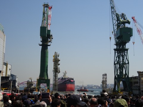 ばら積運搬船 進水式 ＠ 川重神戸造船工場