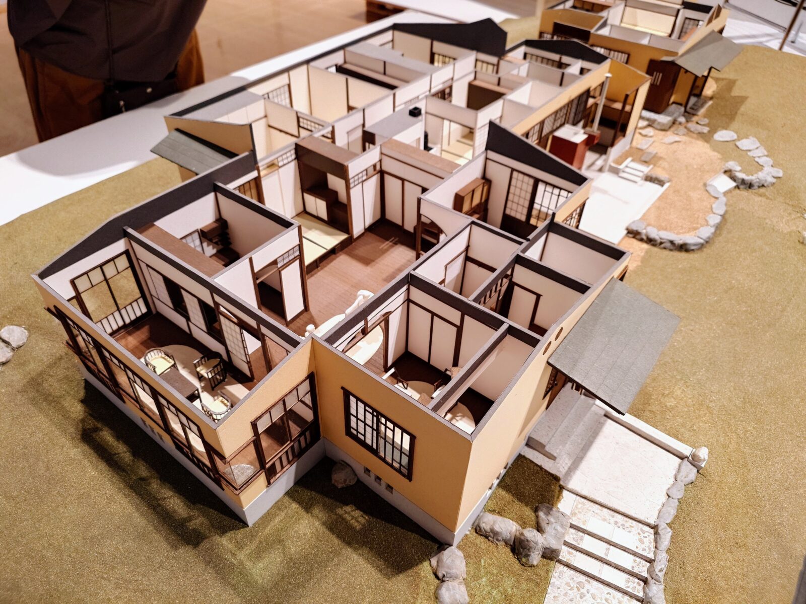 「リビング・モダニティ 住まいの実験 1920s–1970s」展＠兵庫県立美術館